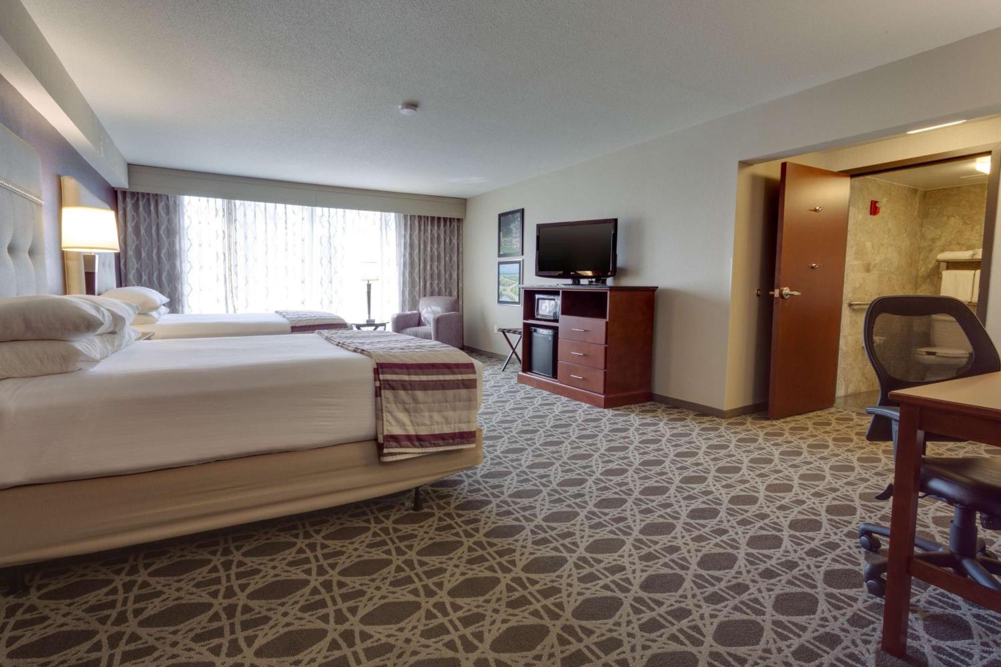 Drury Inn & Suites Overland Park Exteriör bild