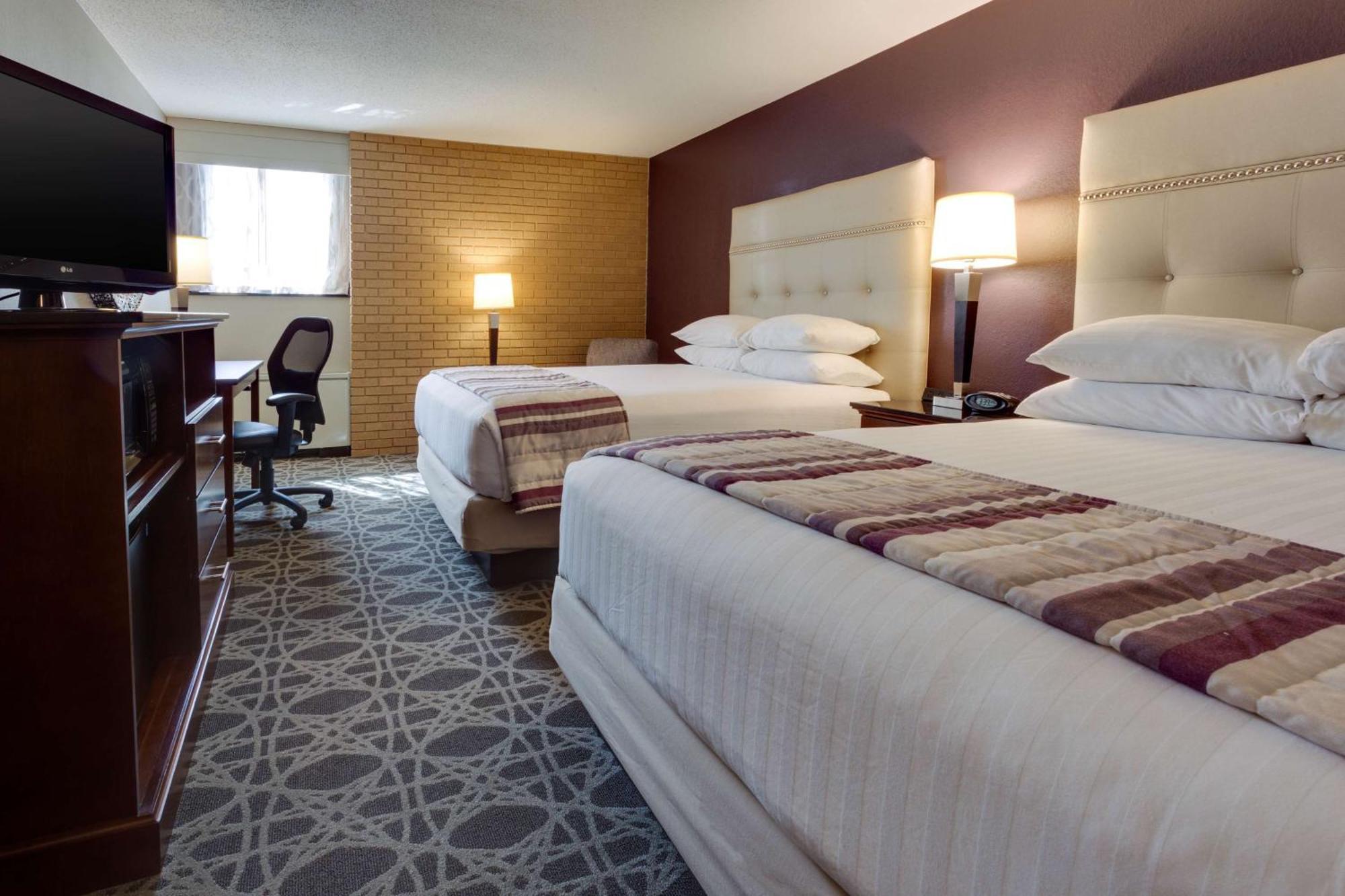 Drury Inn & Suites Overland Park Exteriör bild