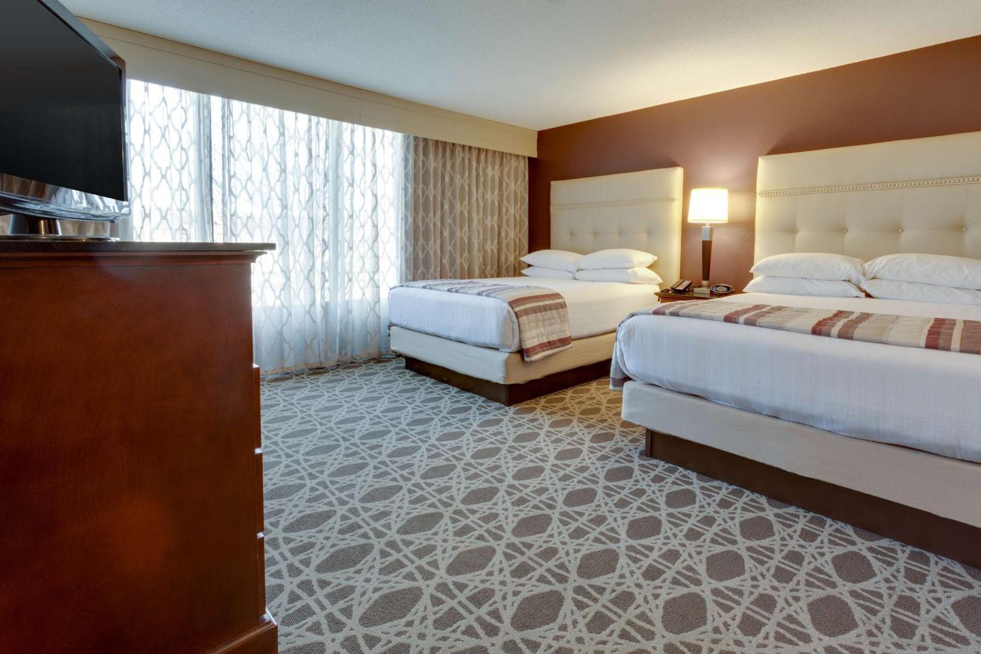 Drury Inn & Suites Overland Park Exteriör bild