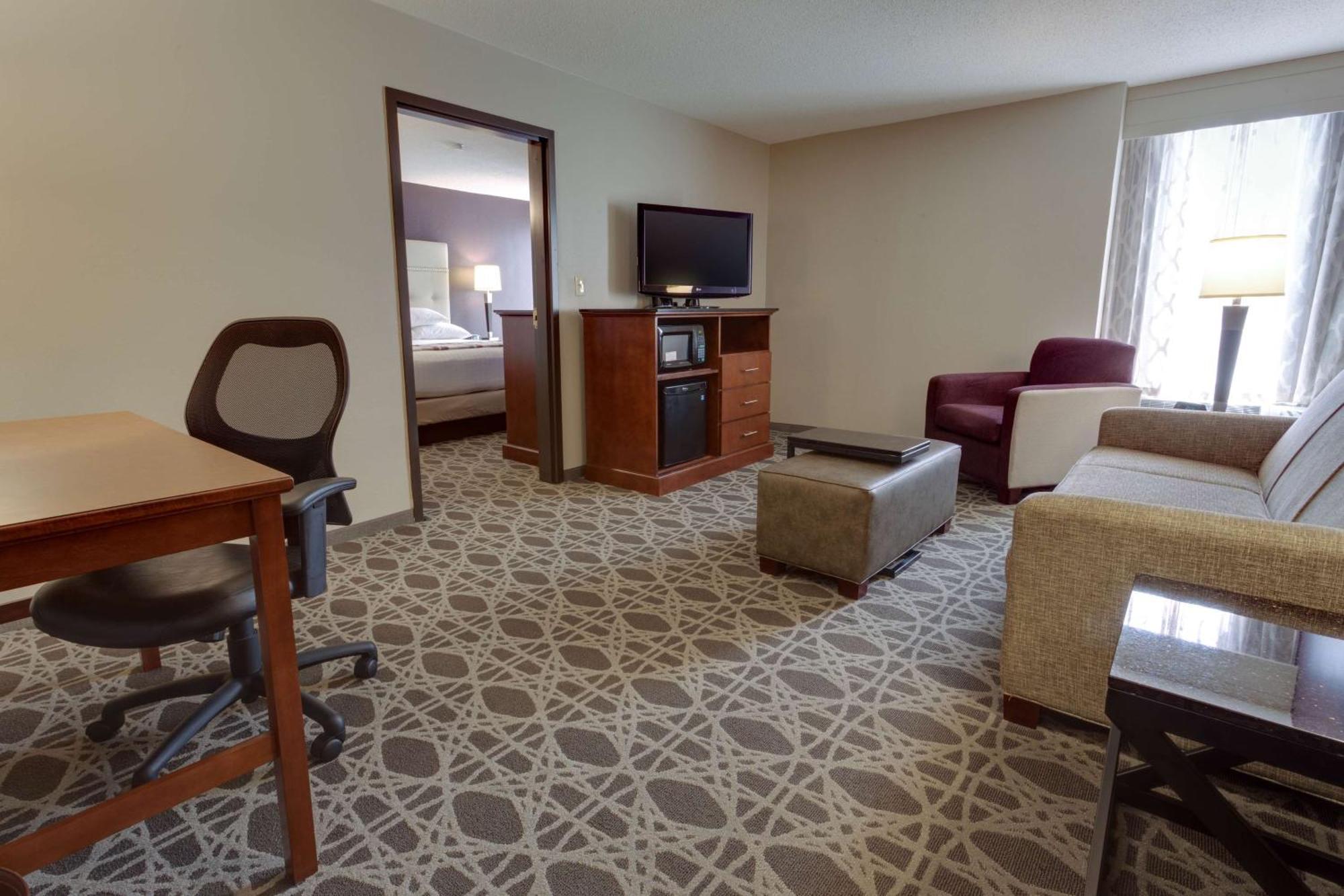 Drury Inn & Suites Overland Park Exteriör bild