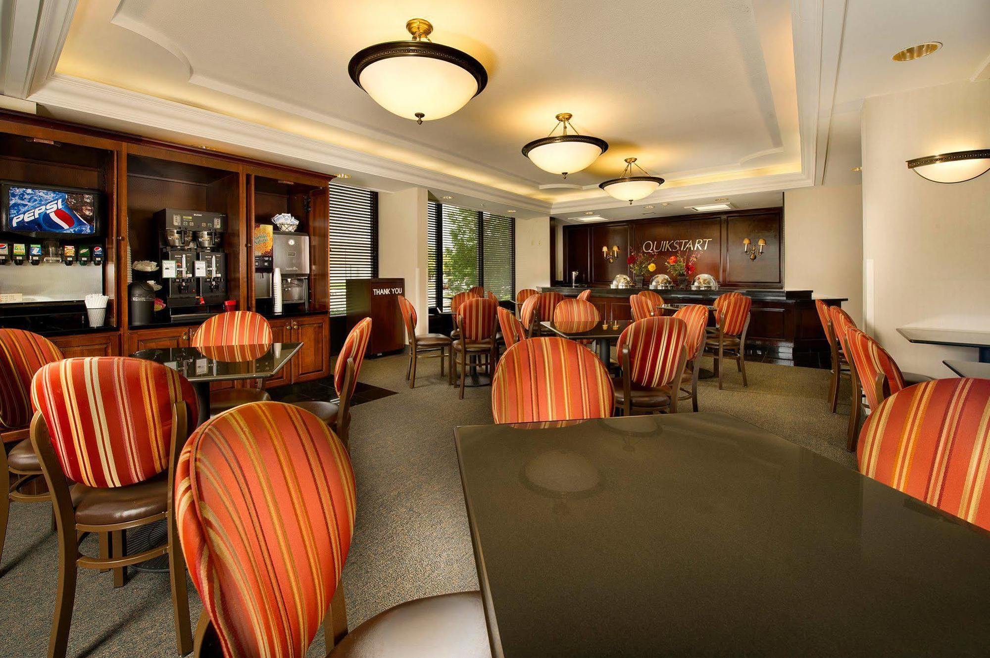 Drury Inn & Suites Overland Park Exteriör bild